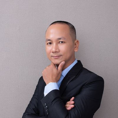 Portrait of Min-jun Seo, verified Dynagest reader from Seoul